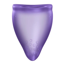 Менструальная чаша Fun Factory FUN CUP SIZE B Black Currant, многоразовая, диаметр 4,3 см, объем 30 мл
