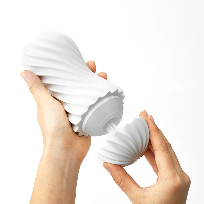 Мастурбатор Tenga Flex Silky White с изменяемой интенсивностью, можно скручивать фото 3