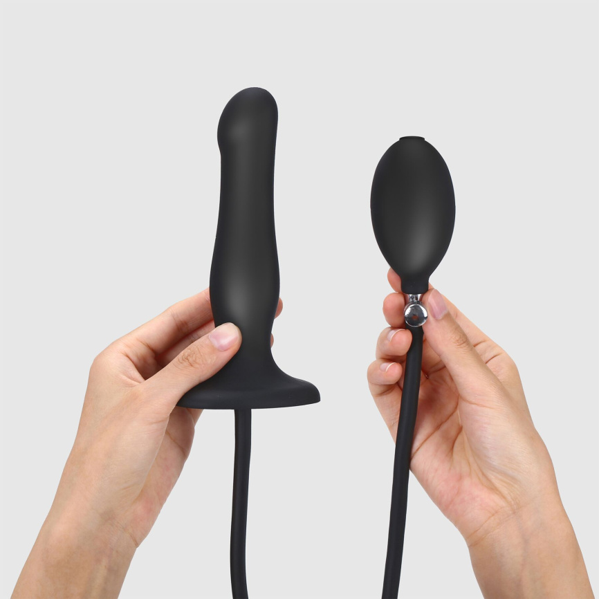 Надувний фалоімітатор Strap-On-Me INFLATABLE DILDO PLUG - NOIR, кулька всередині, діаметр до 6 см фото 1