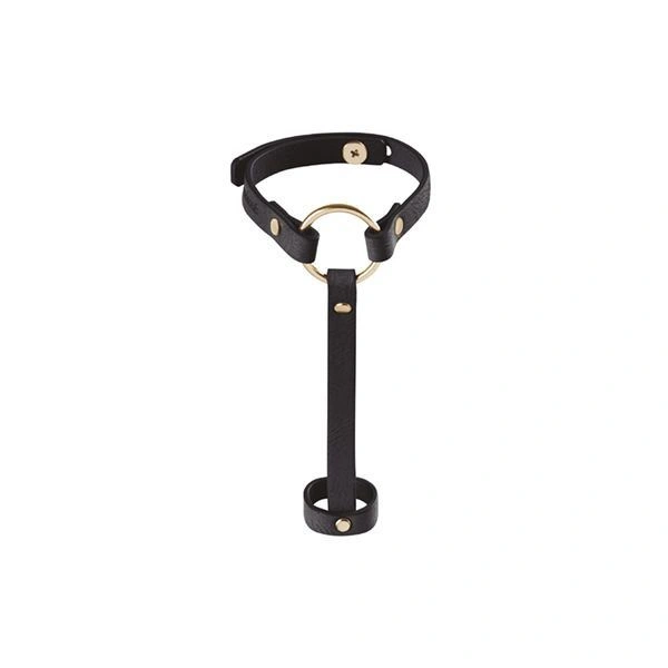 Пара браслетов на запястье и палец Bijoux Indiscrets MAZE Hand Bracelet Harness Black, экокожа фото 1