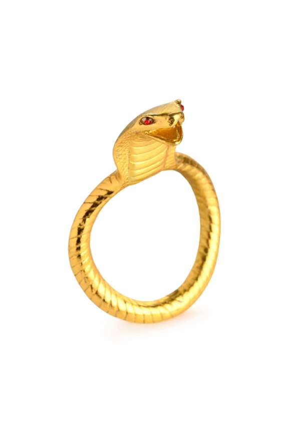 Эрекционное кольцо с головой кобры Master Series: Cobra King Golden Cock Ring фото 2