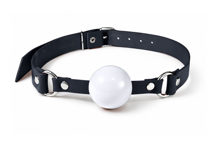 Кляп силіконовий Feral Feelings Silicon Ball Gag Black/White, чорний ремінець, біла кулька фото 1