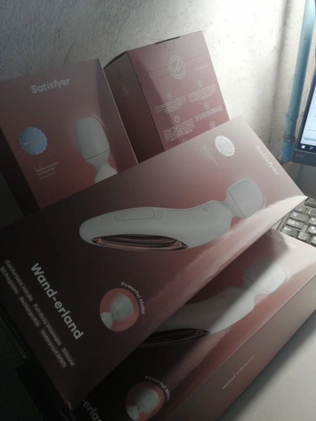 Вибромассажер Satisfyer Wand-erland (White/Rosegold) (мятая упаковка!!!) фото 2