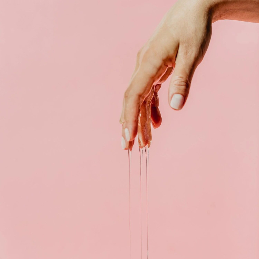 Розігрівальна олія Bijoux Indiscrets Light my Fire – Strawberry Bubblegum (100 мл) фото 3