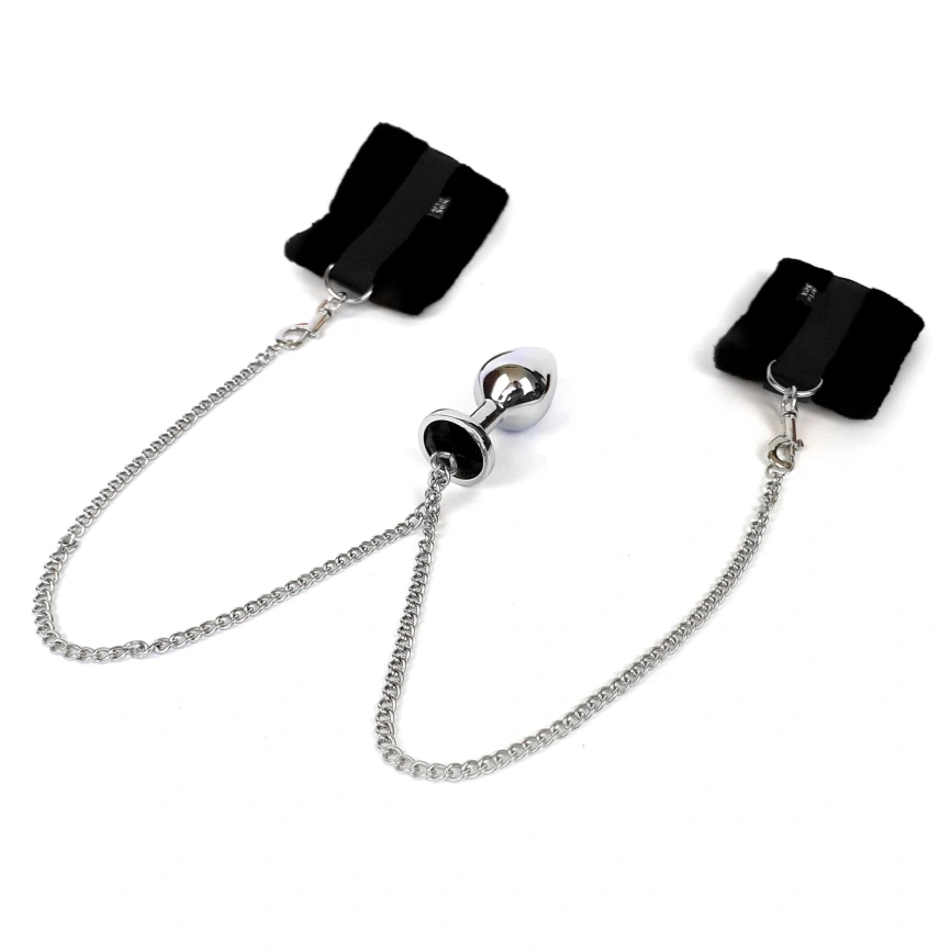 Наручники с металлической анальной пробкой Art of Sex Handcuffs with Metal Anal Plug  size M Black фото 3