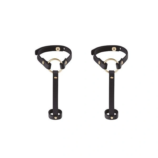 Пара браслетов на запястье и палец Bijoux Indiscrets MAZE Hand Bracelet Harness Black, экокожа фото 2