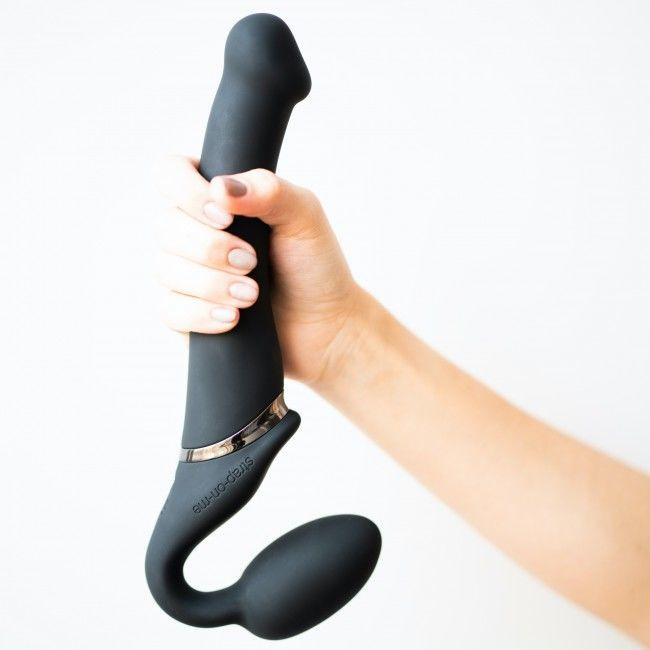 Безремінний страпон з вібрацією Strap-On-Me Vibrating Black M, діаметр 3,8см, пульт ДК, регульований фото 7