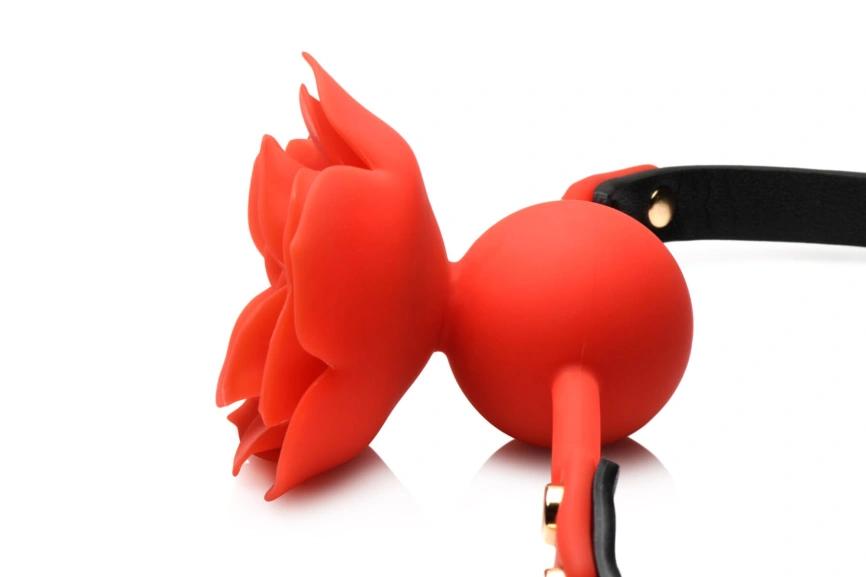 Силиконовый кляп с розой Master Series: Blossom Silicone Rose Gag – Red фото 4