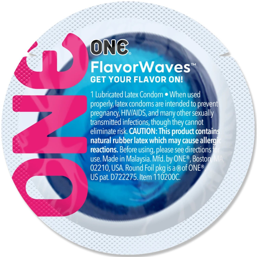 Ароматизований презерватив ONE FlavorWaves Fresh Mint, 1 шт, яскраво-синій, запах м’яти фото 2