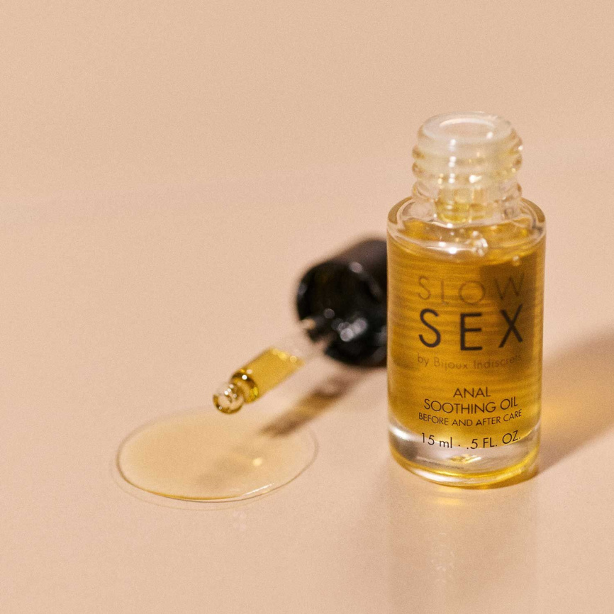 Заспокійлива олія для анального сексу Bijoux Indiscrets Slow Sex Anal Soothing Oil Before & After 15 мл фото 3