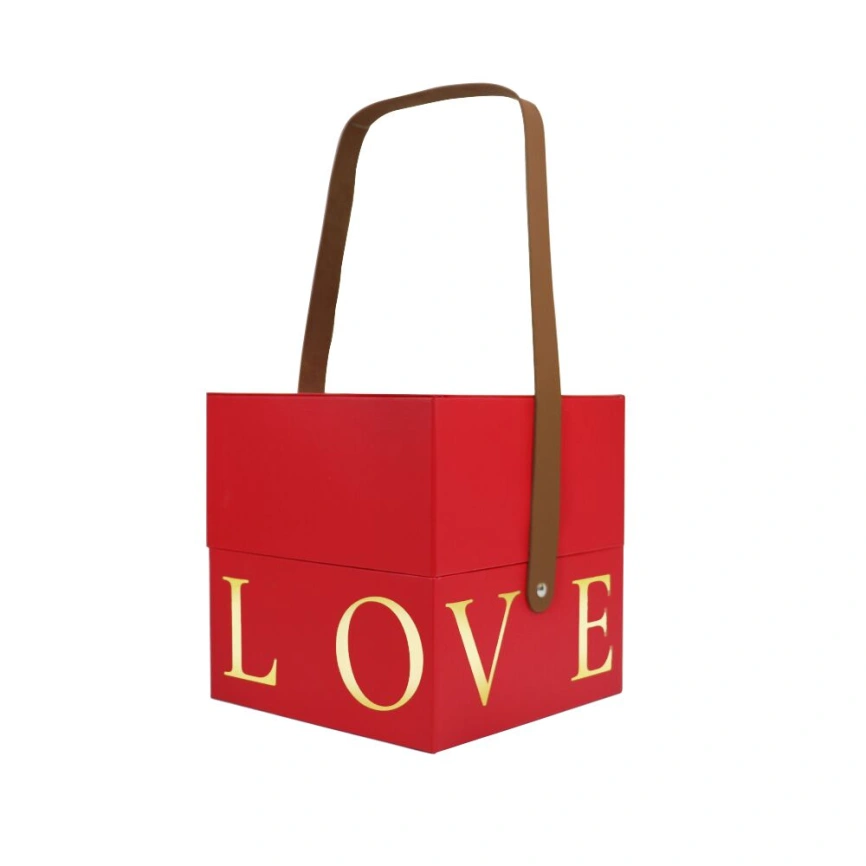 Подарочная коробка с ручкой LOVE красная, L - 18,5х18,5х19 см фото 1