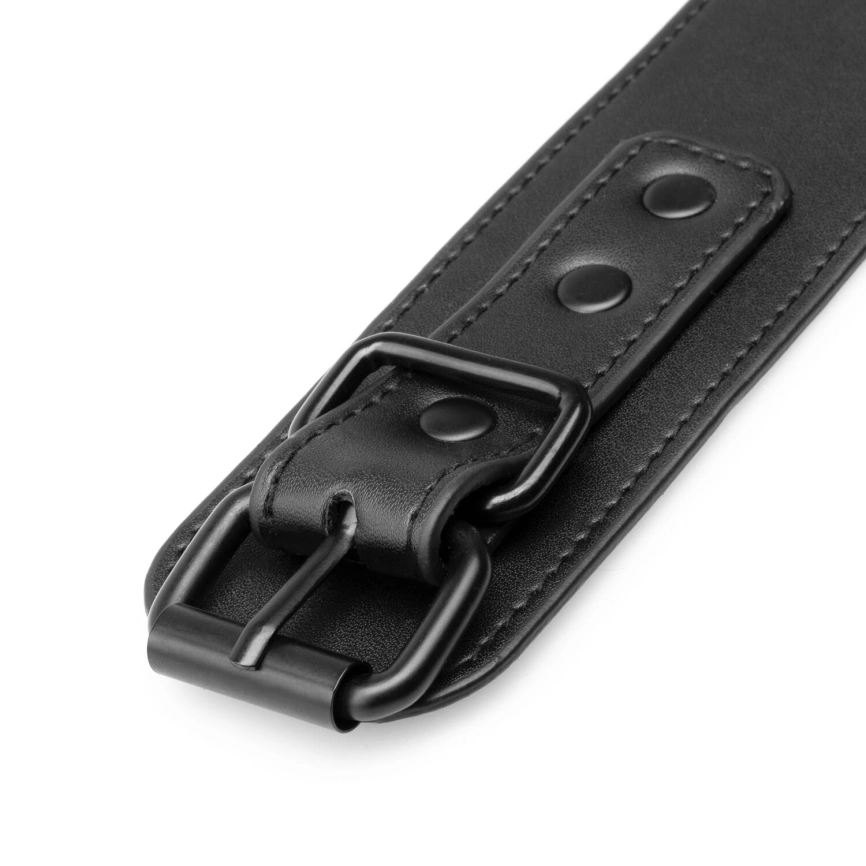 Наручники Bedroom Fantasies: Faux Leather Handcuffs One Size, черные фото 5