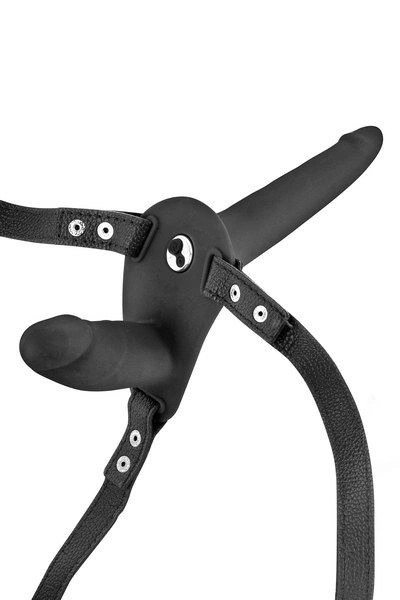 Двойной страпон с вибрацией Fetish Tentation Vibrating Strap-On with Double Dildo Black фото 2