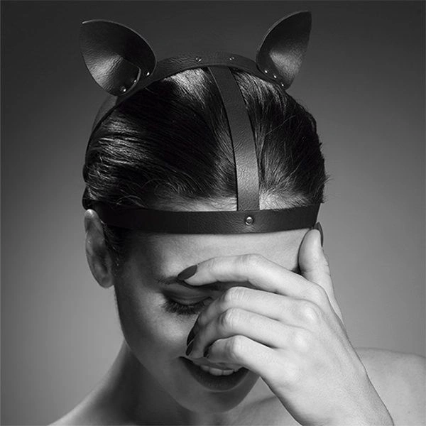 Маска кошечки Bijoux Indiscrets MAZE - Cat Ears Headpiece Black, экокожа фото 3