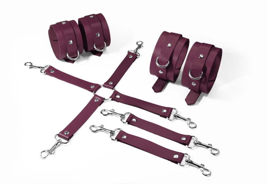 Набір для БДСМ Feral Feelings BDSM Kit 3 Burgundy, наручники, поножі, хрестовина фото 1
