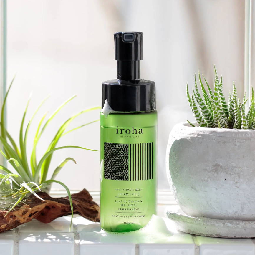 Піна для інтимного догляду Iroha Intimate Wash Foam Type Bergamot and Bitter Orange 150 мл фото 3