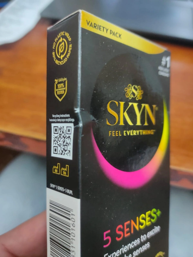 Безлатексные премиум-презервативы SKYN 5 Senses, 5 видов (5 шт) (мятая упаковка!!!) фото 2
