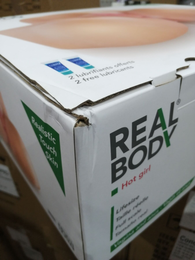 Мастурбатор-півторс Real Body — Hot Girl, два входи: вагіна та попка (мятая упаковка!!!) фото 2