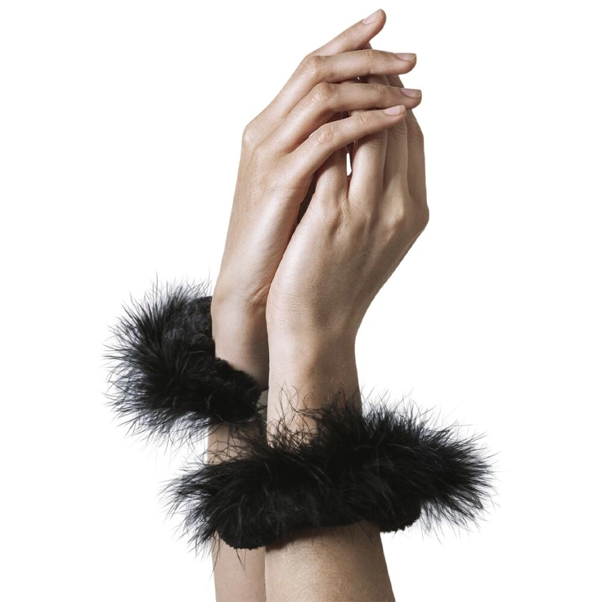 Наручники металлические Adrien Lastic Handcuffs Black с черной пушистой отделкой фото 3
